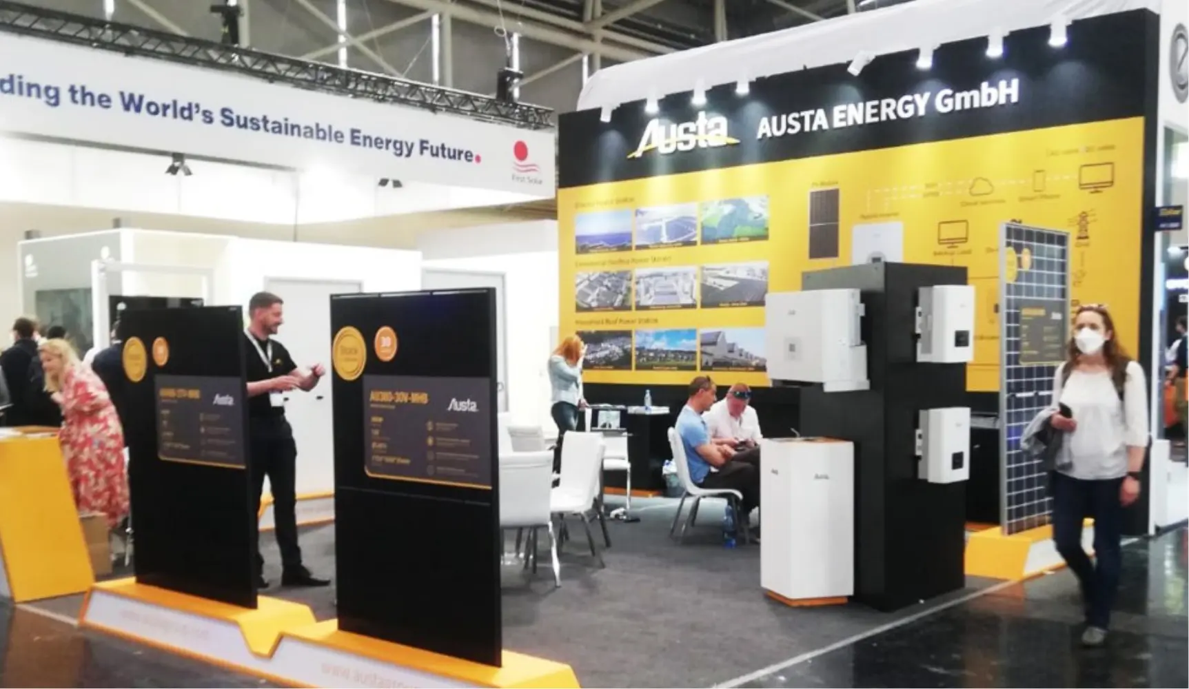 Modern Technology Exhibition Booth with integrated displays