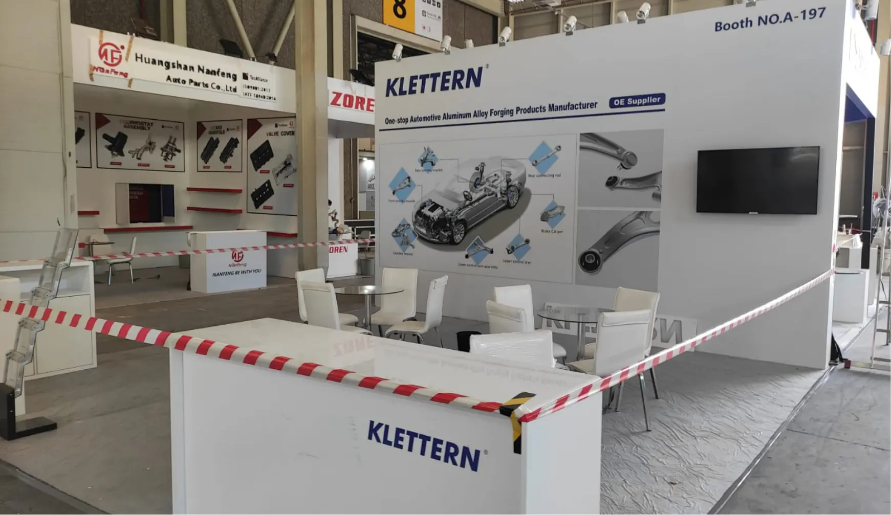 Open Conference Layout Exhibition Stand with meeting areas